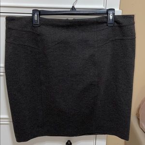BRAND NEW New York & Company Stretch Pencil Skirt